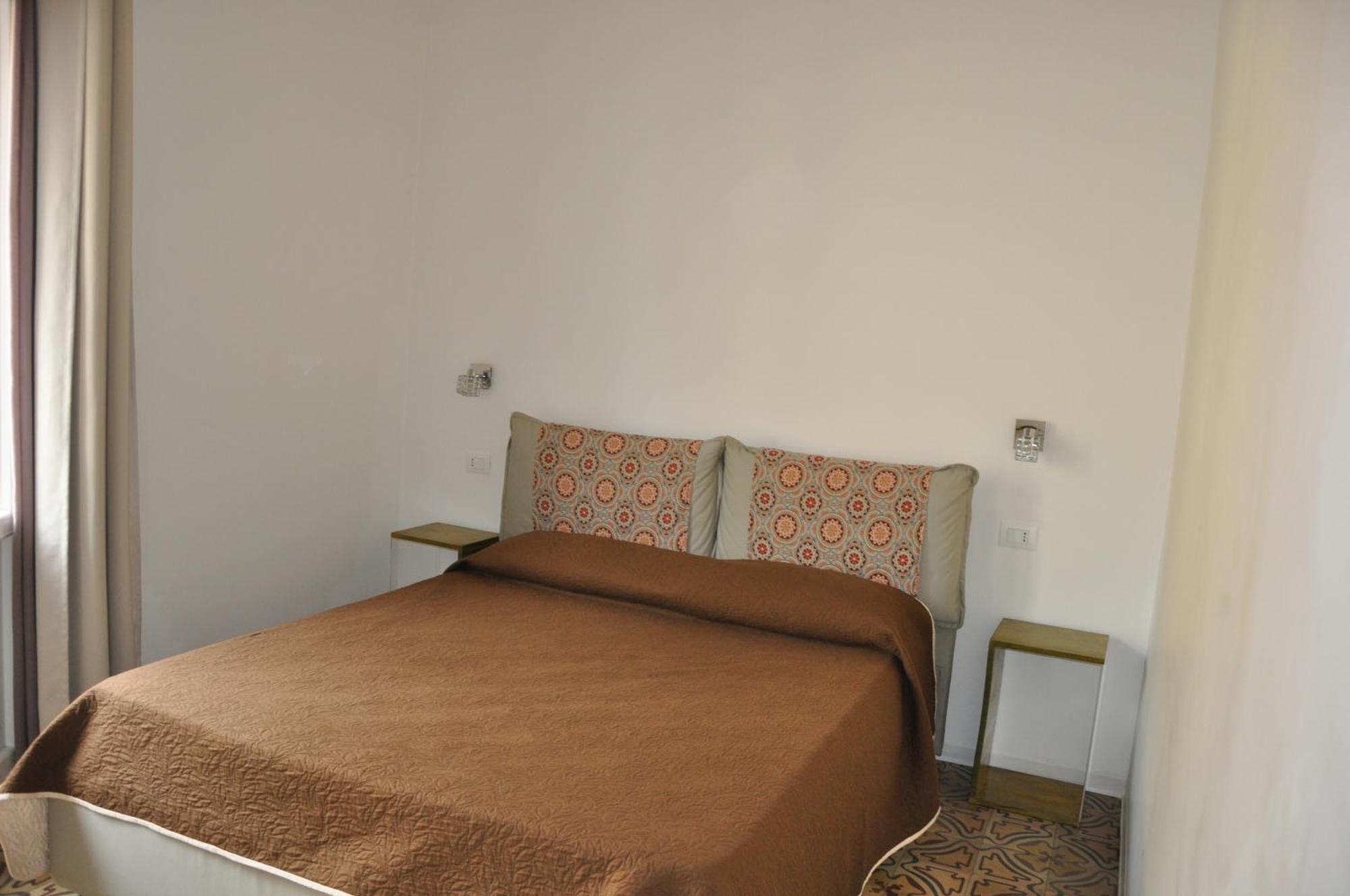 Sat Appartamenti Locazioni Turistiche Brevi-G&P Holiday Home Trapani Buitenkant foto
